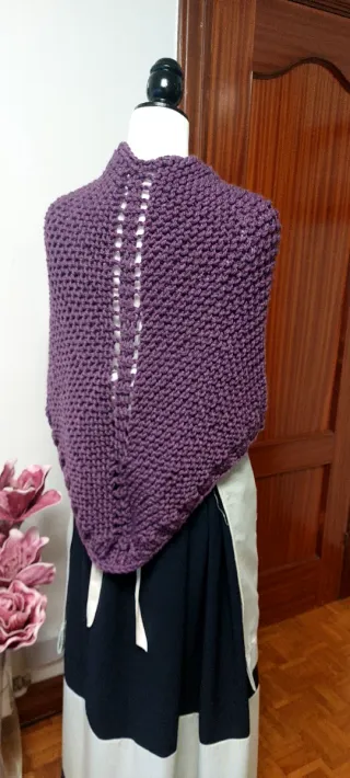 Toquilla tejida a mano morada