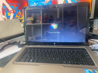 Portátil HP Intel Core i5 4GB RAM Windows7