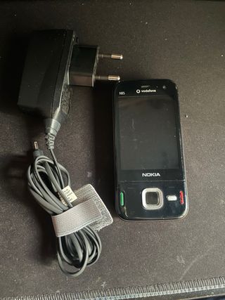 Nokia N85 Negro/Morado