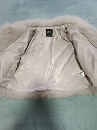 Abrigo pelo Zara Talla XS