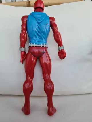 Figura Spider-Man Scarlet 30cm Hasbro 2016