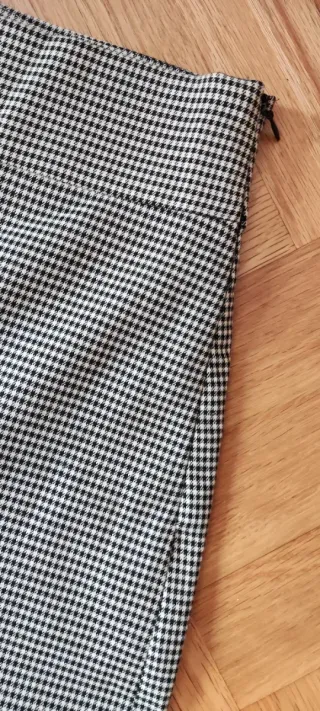 Pantalones anchos Zara