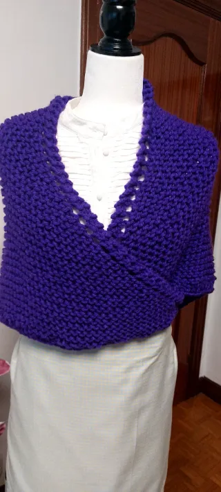 Toquilla tejida a mano morada