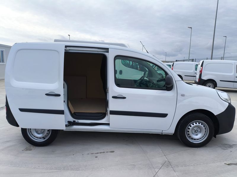 Renault Kangoo 2021, foto 10