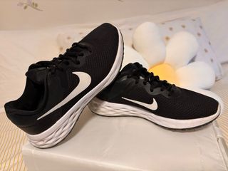 Zapatillas Nike Negras y Blancas