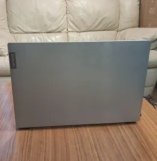 Portátil Lenovo AMD A6 8GB RAM 256GB SSD