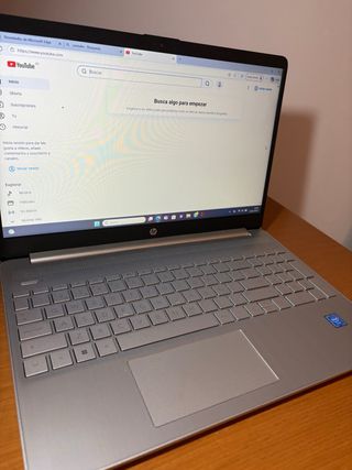 Ordenador portátil HP Plata