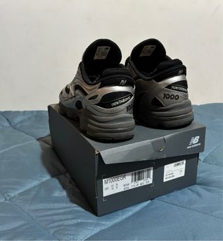 New Balance 1000 Grigie e Nere