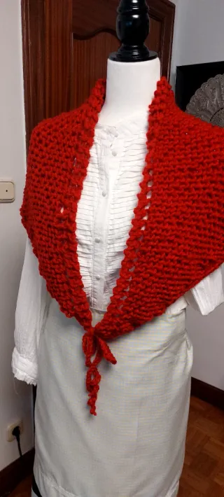 Toquilla roja hecha a mano