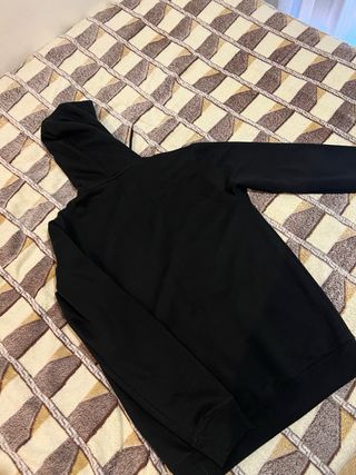 Sudadera Adidas Negra con Logo y Año