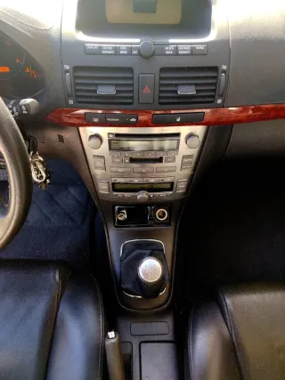 Toyota Avensis 2005