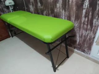 Camilla de estética