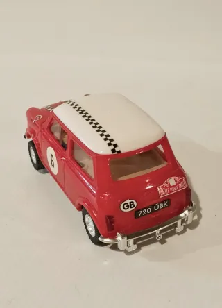 Scalextric Mini Cooper réplica