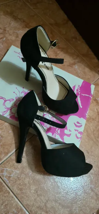 Zapatos de tacón ante negro  Talla 36