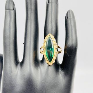 LANZADERA PIEDRA VERDE 18K