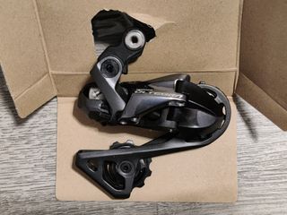 Cambio e Deragliatore Shimano Ultegra Di2 R8000