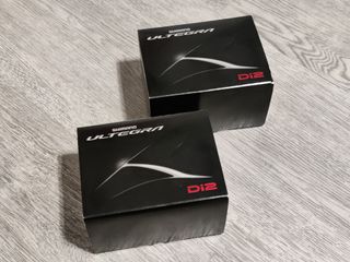 Cambio e Deragliatore Shimano Ultegra Di2 R8000