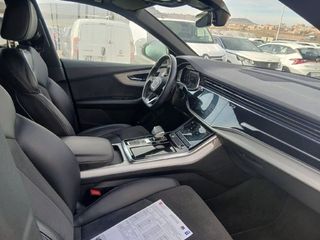 Audi Q8 45 TDI QUATTRO 231 CV TIPTRONIC BLACK EDITION ¡SUSPENSIÓN NEUMÁTICA!