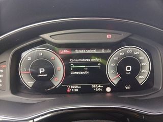 Audi Q8 45 TDI QUATTRO 231 CV TIPTRONIC BLACK EDITION ¡SUSPENSIÓN NEUMÁTICA!