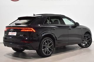 Audi Q8 45 TDI QUATTRO 231 CV TIPTRONIC BLACK EDITION ¡SUSPENSIÓN NEUMÁTICA!