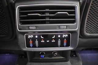 Audi Q8 45 TDI QUATTRO 231 CV TIPTRONIC BLACK EDITION ¡SUSPENSIÓN NEUMÁTICA!