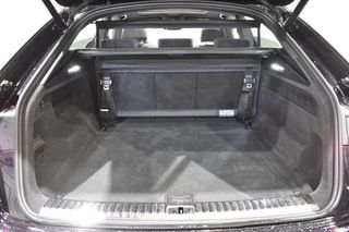 Audi Q8 45 TDI QUATTRO 231 CV TIPTRONIC BLACK EDITION ¡SUSPENSIÓN NEUMÁTICA!