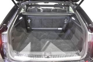 Audi Q8 45 TDI QUATTRO 231 CV TIPTRONIC BLACK EDITION ¡SUSPENSIÓN NEUMÁTICA!