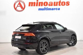 Audi Q8 45 TDI QUATTRO 231 CV TIPTRONIC BLACK EDITION ¡SUSPENSIÓN NEUMÁTICA!