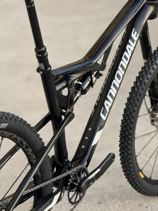 Cannondale Habit Black Inc – Talla M – Lefty Carbo
