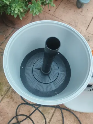 Depuradora piscina gris y naranja