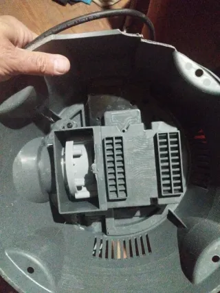 Depuradora piscina gris y naranja