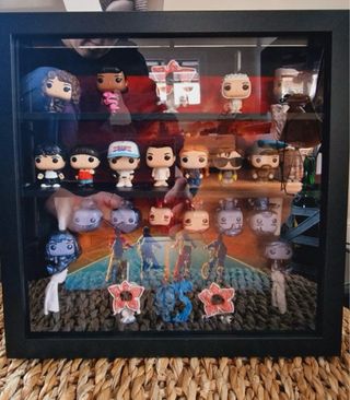 Expositor Funko Pop de Stranger Things