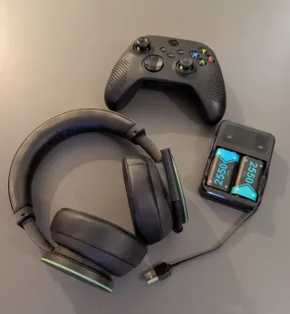 Xbox Series X + Xbox Wireless Headset + Baterías