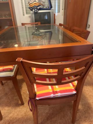 Mesa comedor madera y cristal + 6 sillas