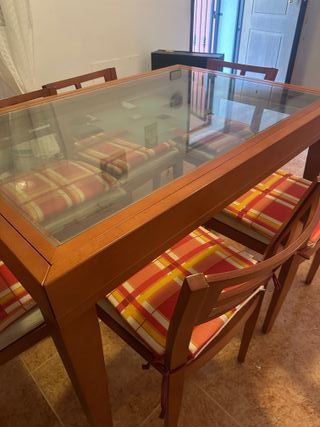 Mesa comedor madera y cristal + 6 sillas
