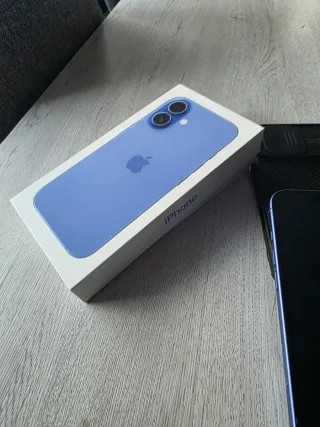 iPhone 16 128GB Azul + Funda