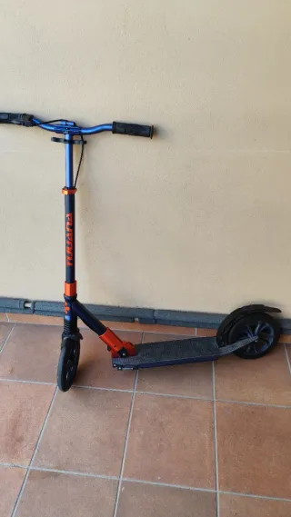 Patinete Tijuana Azul, Naranja y negro