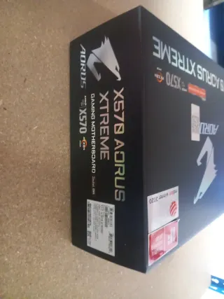 Placa Base Gigabyte X570 Aorus XTREME