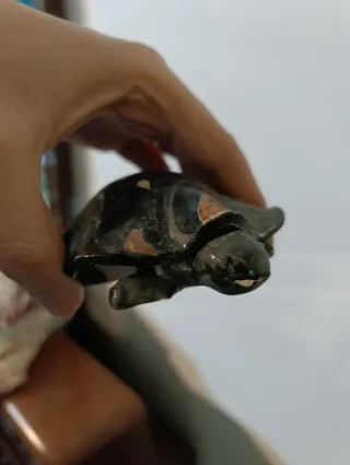 Tartaruga artigianale in creta