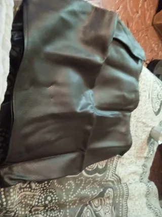 Fodera per cuscino in pelle marrone scuro