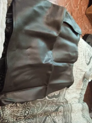 Fodera per cuscino in pelle marrone scuro