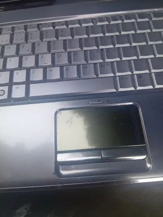 Portátil HP Pavilion azul marino