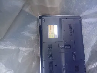 Portátil HP Pavilion azul marino