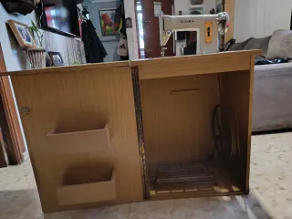 Máquina de coser antigua