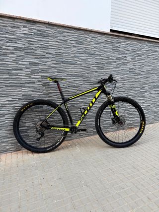 Bicicleta Scott MTB Carbono