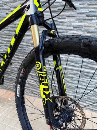 Bicicleta Scott MTB Carbono