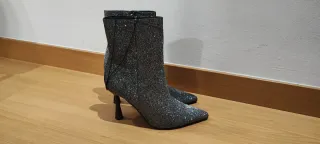 Botines plateados NUEVOS