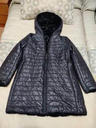 Abrigo acolchado negro