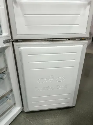 Nevera Combi LG, Inox No Frost, 2.00x60cm