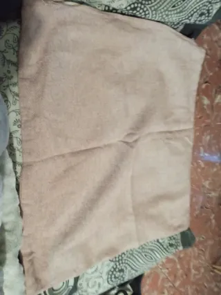 Funda cojín rosa claro